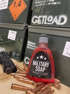 Speciální tekuté mýdlo na ruce, tělo a vlasy Military Soap®